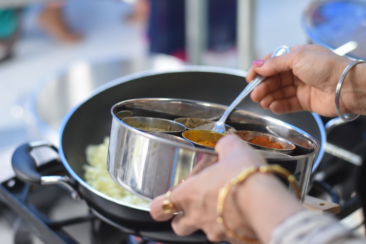 Les épices indispensables pour transformer vos plats simples en recettes savoureuses